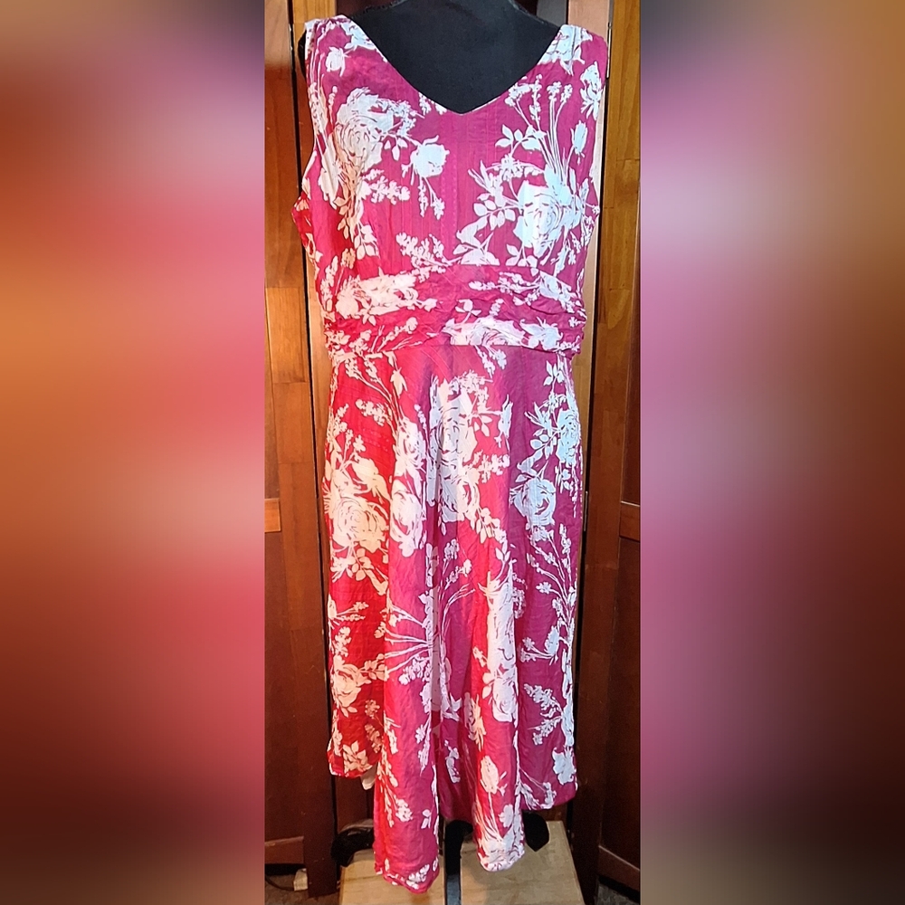 DRESSBARN Floral Pink Sleeveless Midi Dress